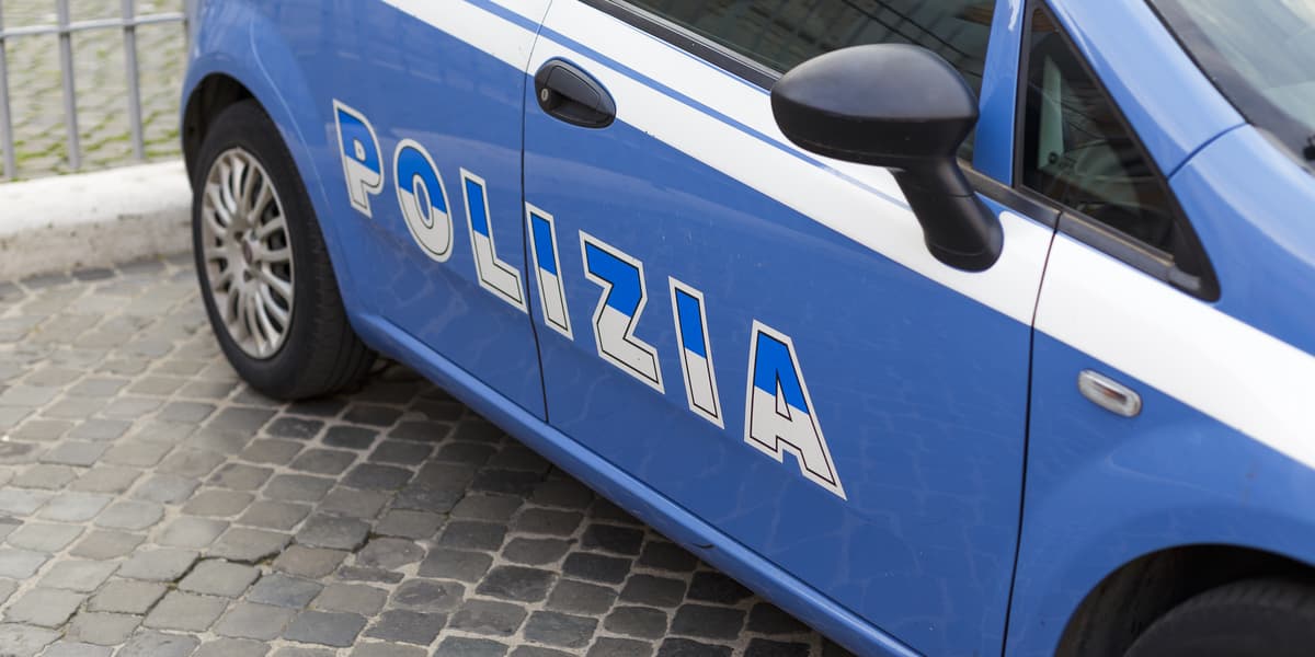 Auto-delle-polizia-storia-Squadra-Volante.jpg
