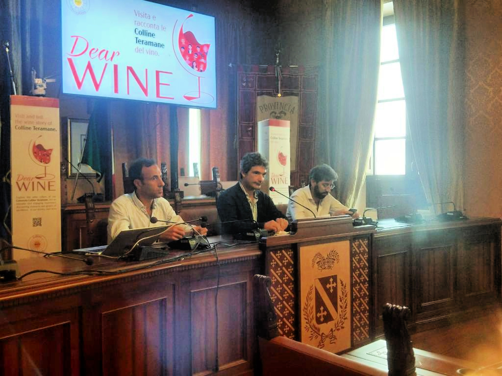 Conferenza_stampa_Dear_Wine_Colline_Teramane.JPG