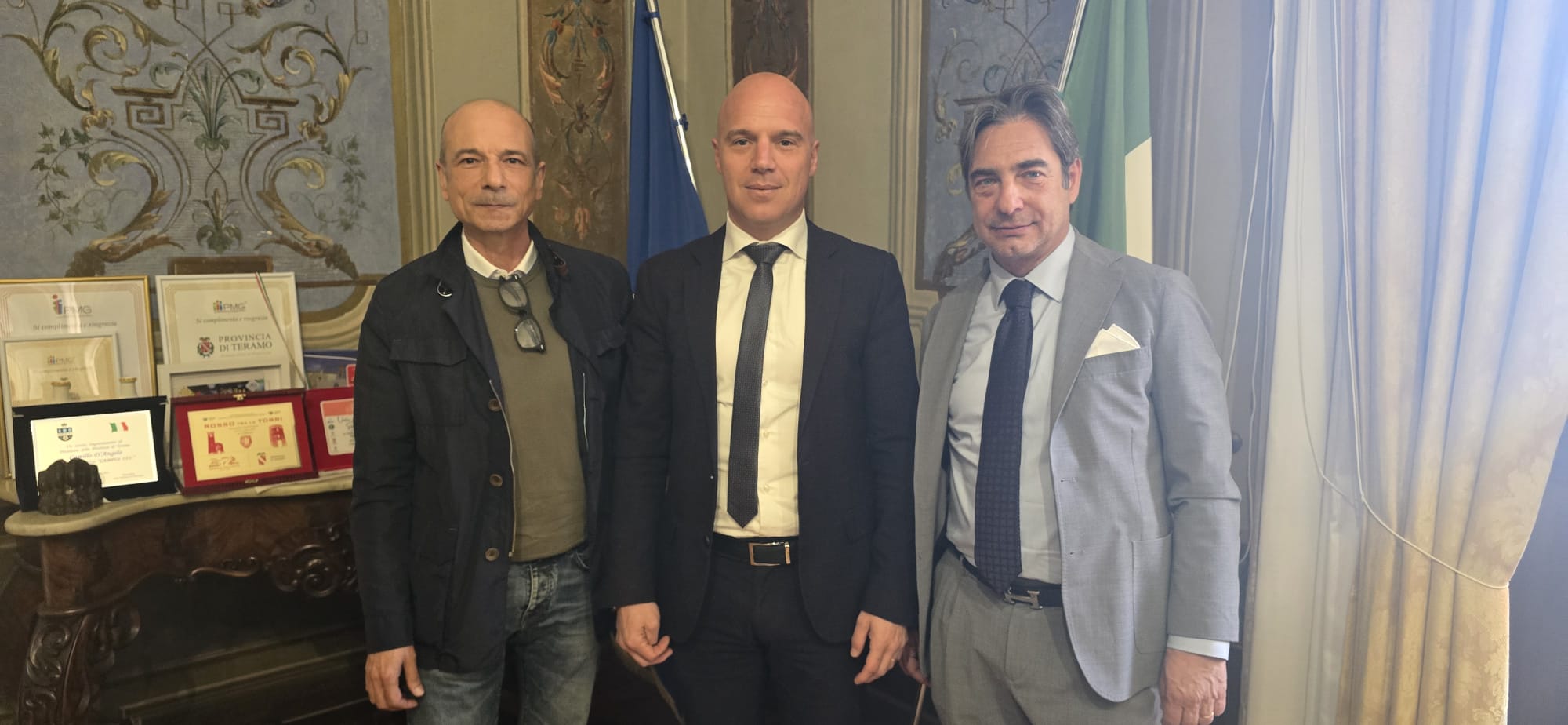 Massimo_Settembrini_e_Augusto_Valchera_con_il_presidente_DAngelo.jpeg