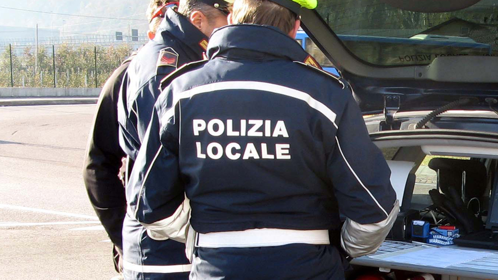 POLIZIALOCALE