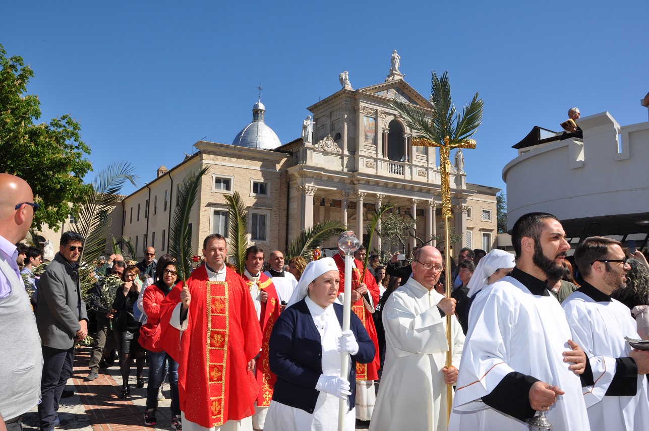 Santuario_San_Gabriele_Domenica_delle_Palme_4.JPG
