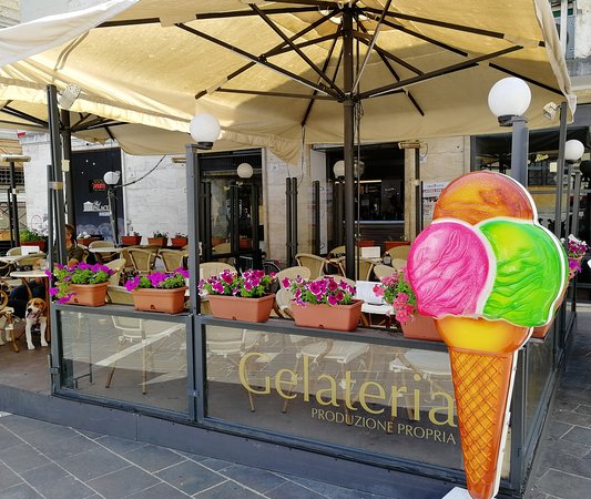 facciata-del-negozio.jpg