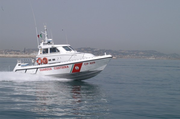 motovedetta guardia costiera
