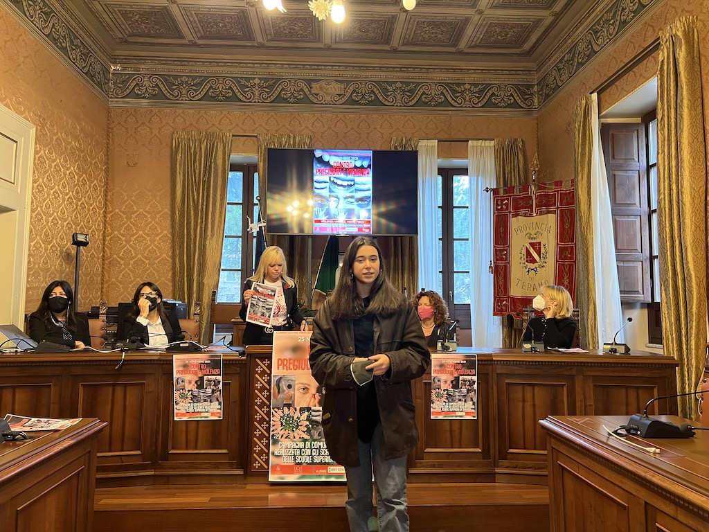 studente_irene_di_domenico_liceo_delfico.JPG
